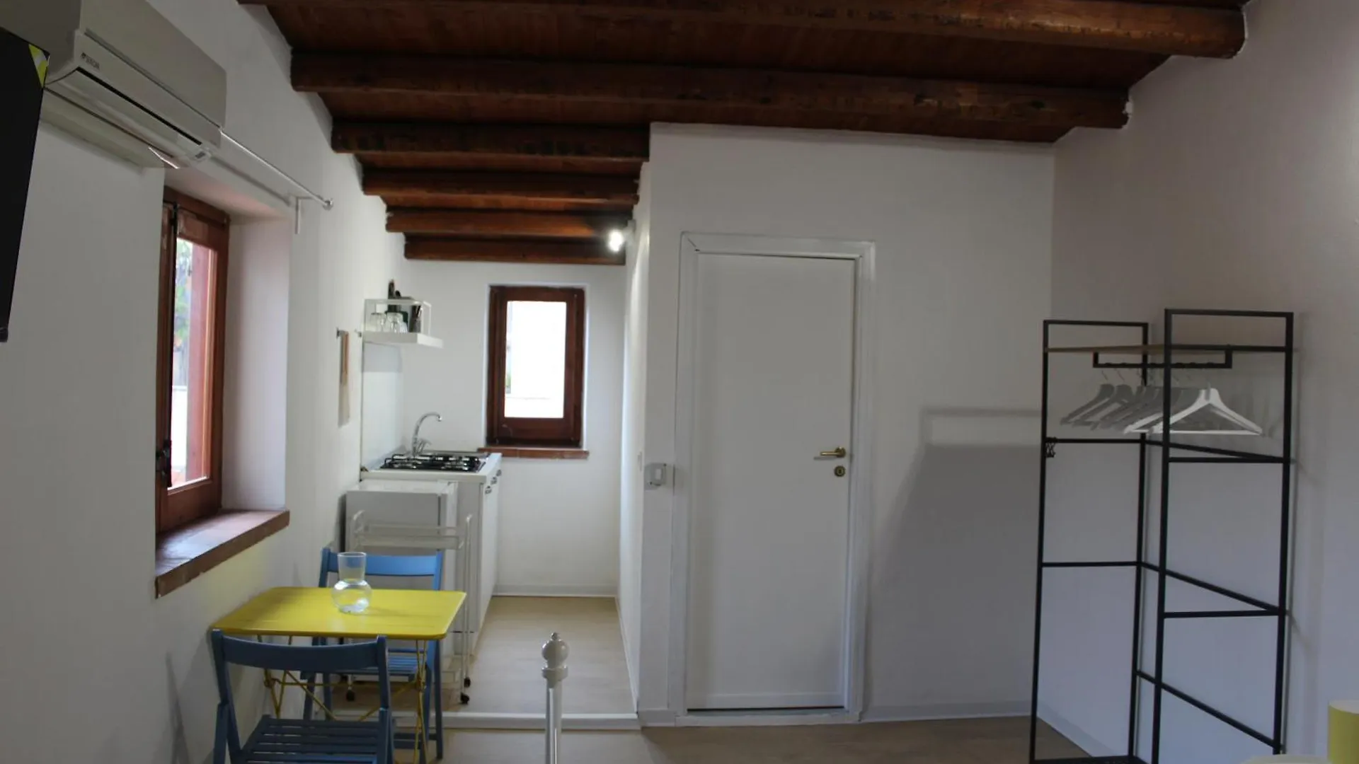 Appartamento Terrasini 2000 Home Holidays